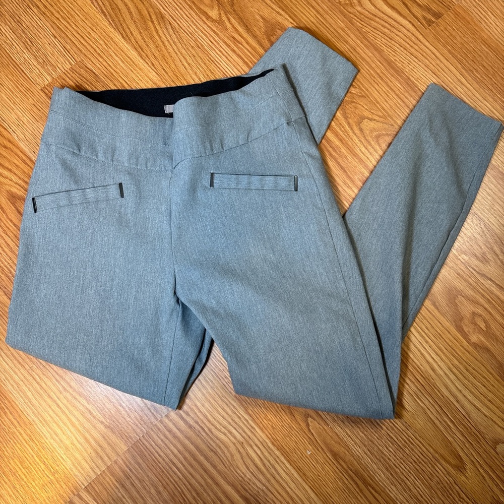 Maurices Women's Sleek Gray Cropped Pants